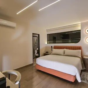 4* Hotel Expo Satelite 2750 &